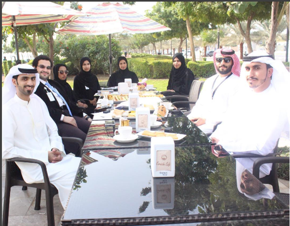 Read more about the article لجنة تسويق الخدمات الالكترونية والذكية