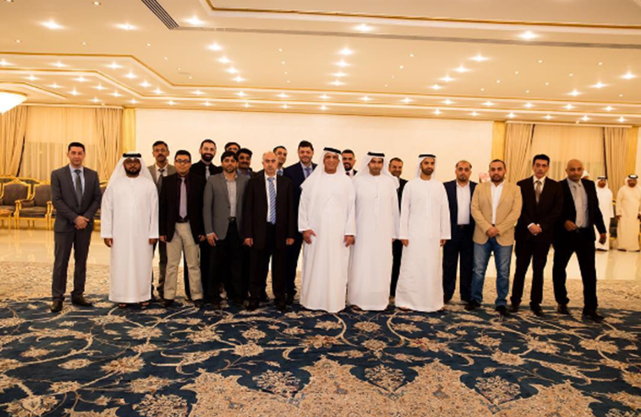 Read more about the article الشيخ سعود بن صقر يستقبل وفد من هيئة الحكومة الإلكترونية